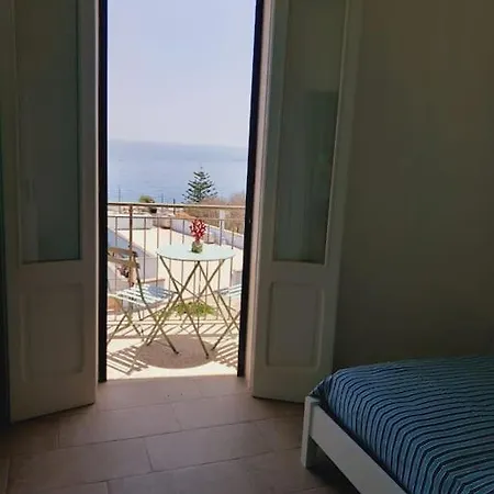 Casa Fronte Mare Il Rifugio Di Alice Andrano